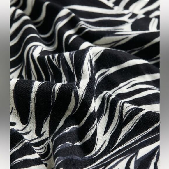 H&M Oversized Jersey Dress - Picture 3 of 6